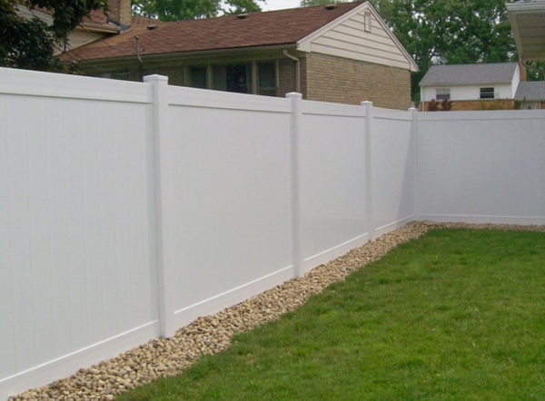 pvc fence canada